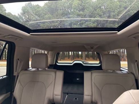 Used 2024 Ford Expedition Max Limited image 33