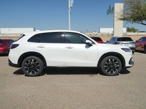 Used 2026 Honda HR-V EX-L image 4