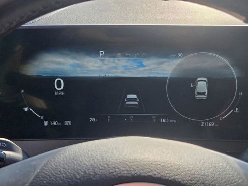 Used 2023 Kia Sportage SX image 17