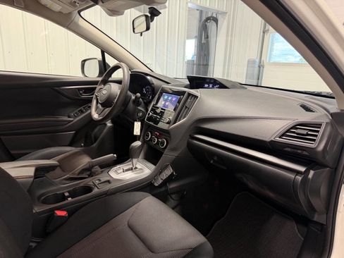 Used 2023 Subaru Crosstrek 2.0i AWD/4WD image 34