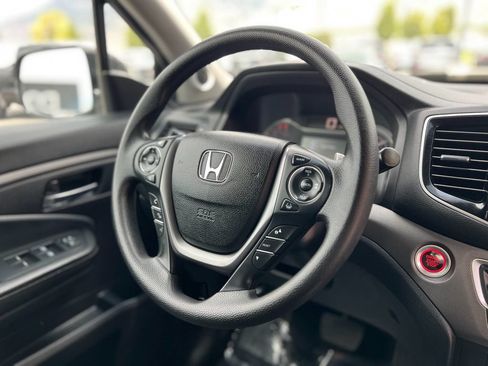 Used 2021 Honda Ridgeline Sport image 11