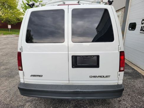 Used 2005 Chevrolet Astro w/ Convenience Package RWD image 26