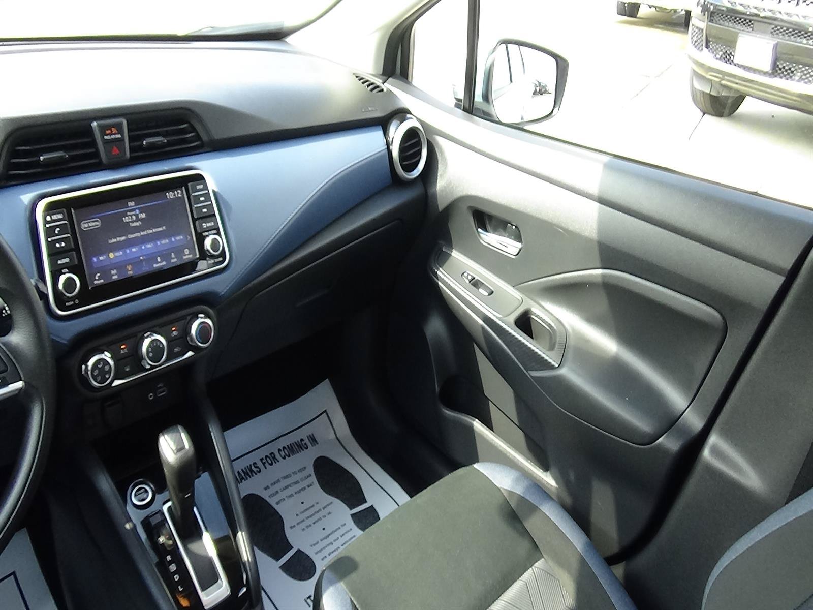 Used 2025 Nissan Versa SV FWD image 13