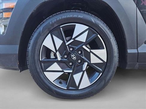 Used 2024 Hyundai Kona SEL image 23