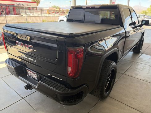 Used 2019 GMC Sierra 1500 Denali w/ Denali Ultimate Package AWD/4WD image 4