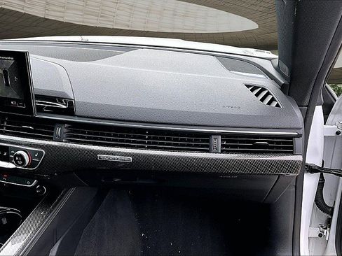 Used 2022 Audi S5 Premium Plus w/ Premium Plus image 16