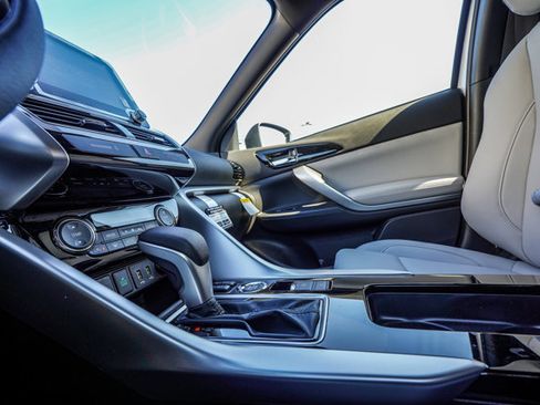 New 2026 Mitsubishi Eclipse Cross SEL image 31