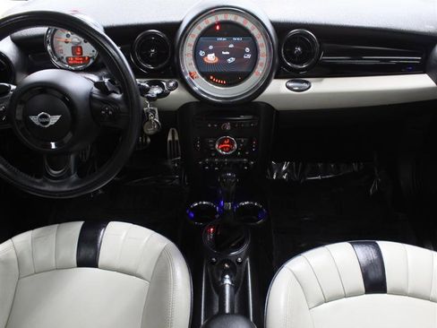 Used 2013 MINI Cooper S FWD image 9