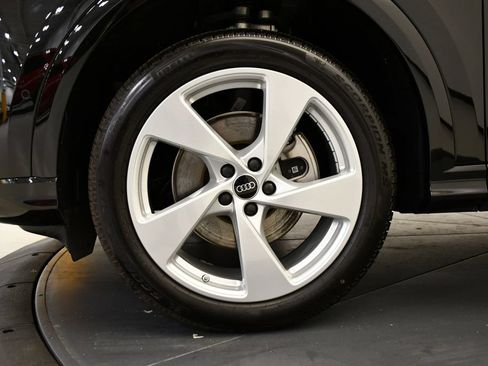 Used 2025 Audi Q5 Premium Plus w/ Premium Plus AWD/4WD image 13