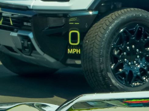 New 2026 GMC Sierra 2500 AT4 image 21