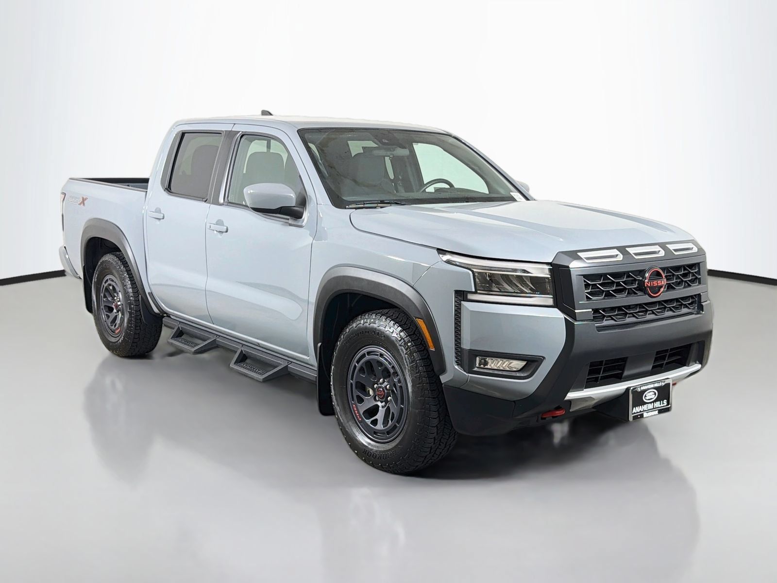 Used 2025 Nissan Frontier Pro-X RWD image 7