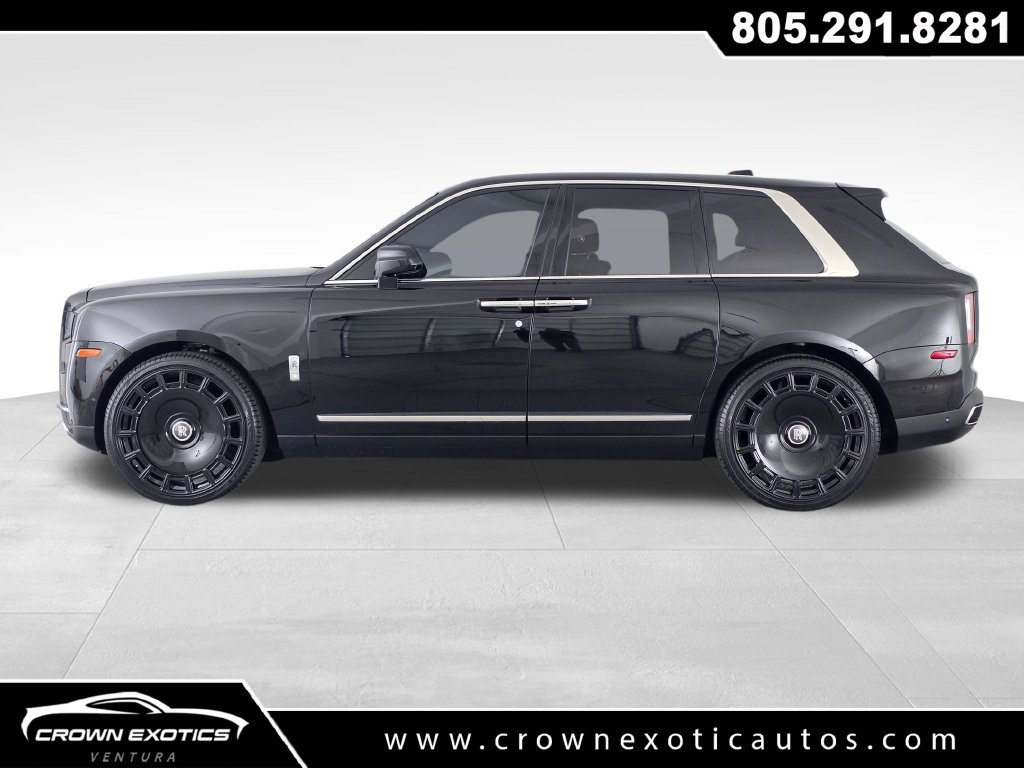 Used 2022 Rolls-Royce Cullinan w/ Interior Detailing Package AWD/4WD image 4
