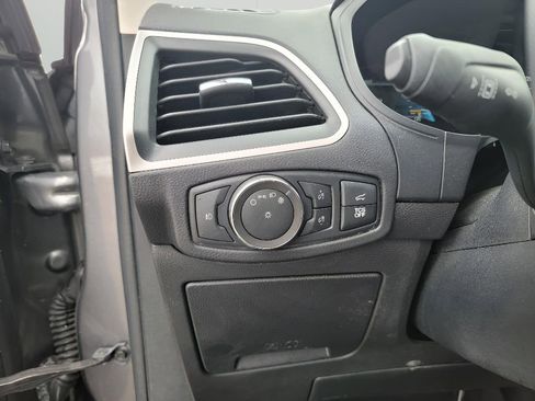 Used 2022 Ford Edge SEL w/ Sport Appearance Package image 15