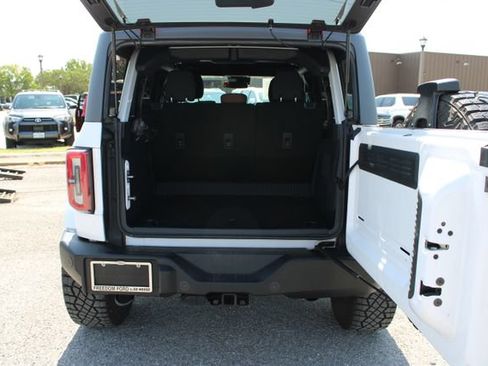 Used 2021 Ford Bronco Outer Banks AWD/4WD image 7