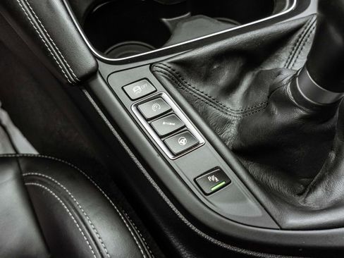 Used 2016 BMW M4 Coupe image 21