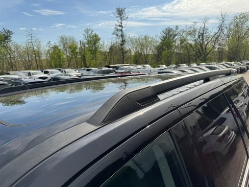 Used 2025 Ford Expedition Active AWD/4WD image 19
