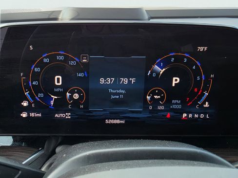 Used 2025 Chevrolet Tahoe LT AWD/4WD image 9