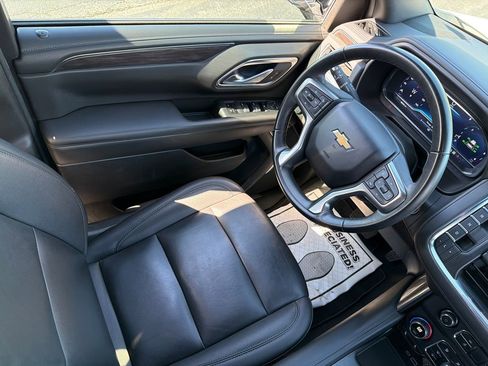 Used 2024 Chevrolet Tahoe LT AWD/4WD image 20