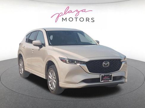 Used 2025 MAZDA CX-5 AWD 2.5 S w/ Select Package image 3