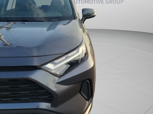 Used 2025 Toyota RAV4 XLE w/ Convenience Package FWD image 13