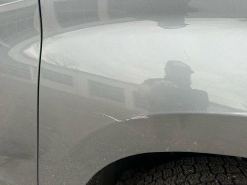 Used 2021 Chevrolet Silverado 1500 LT image 16