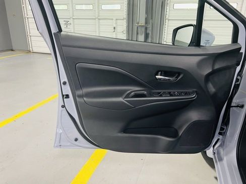 New 2025 Nissan Versa SV w/ Trunk Package image 21