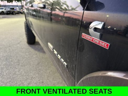 Used 2020 RAM 2500 Limited AWD/4WD image 32