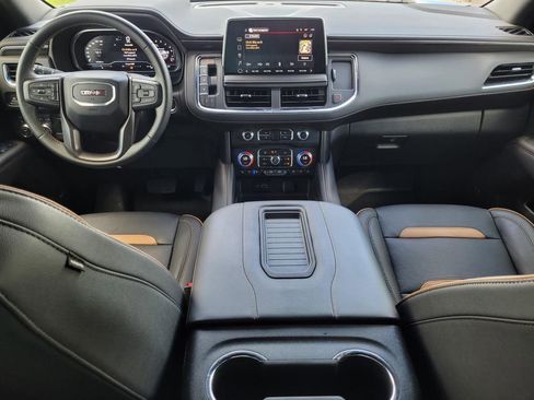 Used 2023 GMC Yukon AT4 w/ AT4 Premium Plus Package image 17