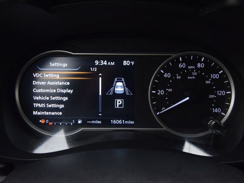 Used 2024 Nissan Versa SR w/ Trunk Package FWD image 20