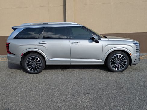 New 2026 Hyundai Palisade Calligraphy image 3