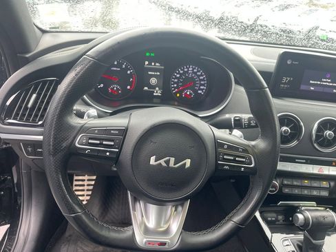 Used 2022 Kia Stinger GT-Line image 15