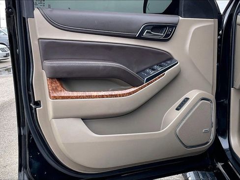 Used 2019 Chevrolet Suburban Premier w/ Max Trailering Package image 13