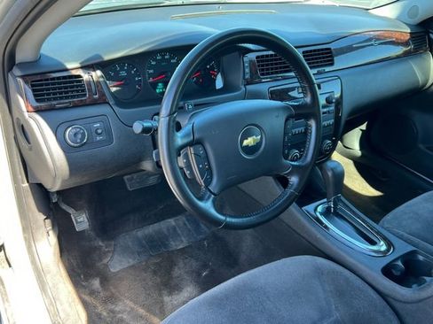 Used 2014 Chevrolet Impala Limited LS FWD image 15