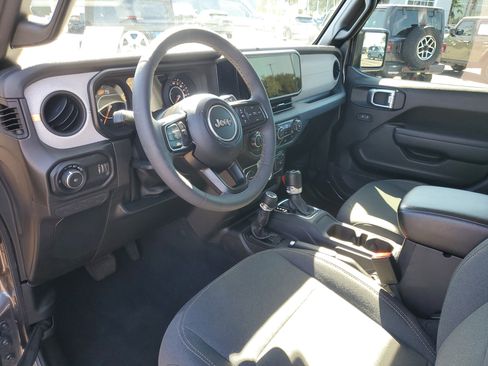 Used 2024 Jeep Wrangler Sport AWD/4WD image 10