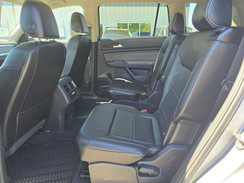 Used 2021 Volkswagen Atlas SE w/ Panoramic Sunroof Package AWD/4WD image 15