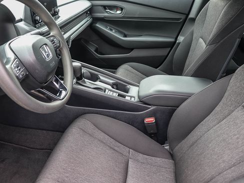 Certified 2024 Honda Accord EX image 22