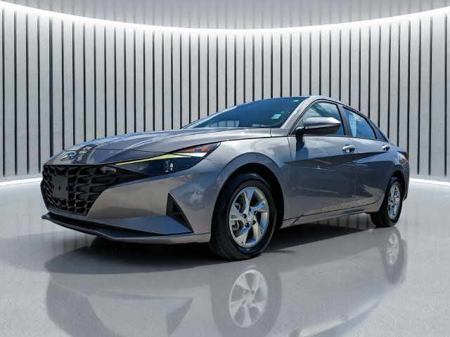 Used 2023 Hyundai Elantra SE FWD image 8