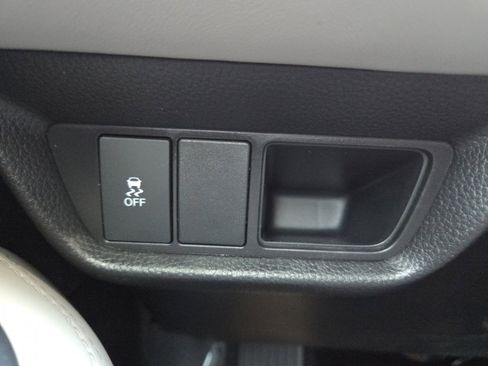 New 2026 Honda HR-V LX image 6