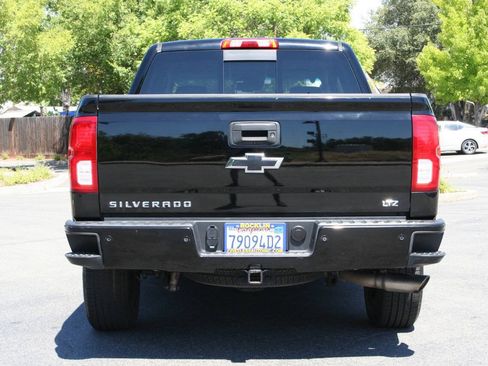 Used 2017 Chevrolet Silverado 1500 LTZ Z71 w/ LTZ Plus Package AWD/4WD image 5