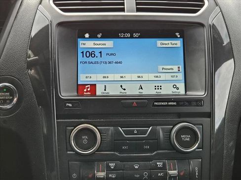 Used 2018 Ford Explorer XLT w/ Equipment Group 202A image 14