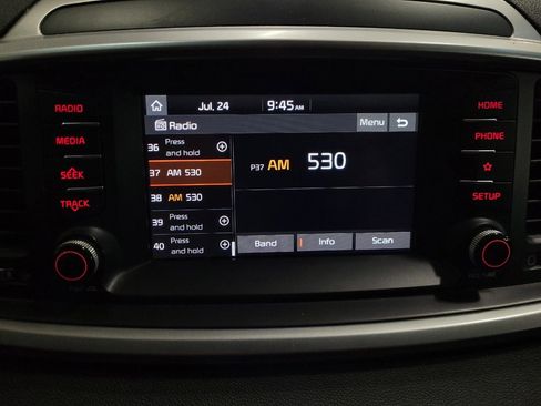Used 2020 Kia Sorento L FWD image 25