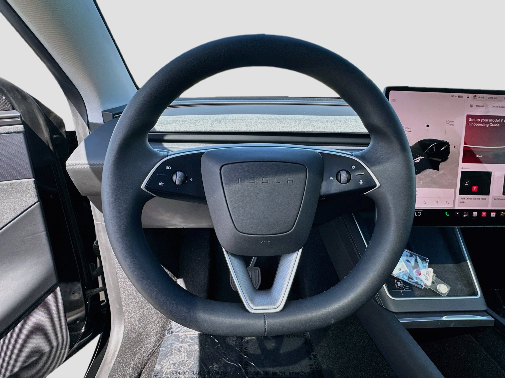Used 2026 Tesla Model Y AWD image 10