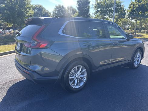 Used 2025 Honda CR-V EX-L image 9
