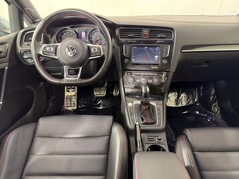 Used 2017 Volkswagen GTI Autobahn image 27