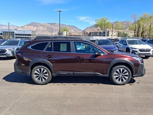 Used 2023 Subaru Outback Limited image 2