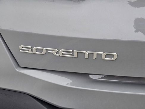 New 2026 Kia Sorento S FWD image 10