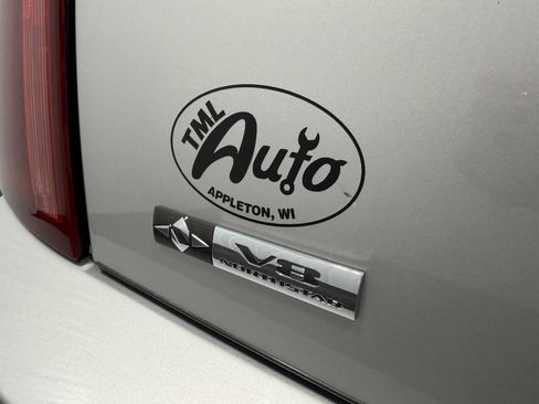 Used 2004 Cadillac XLR RWD image 7