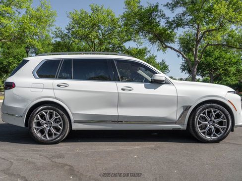 Used 2024 BMW X7 xDrive40i AWD/4WD image 9
