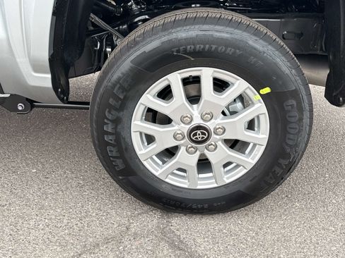 New 2026 Toyota Tacoma SR5 w/ SR5 Upgrade Package image 6