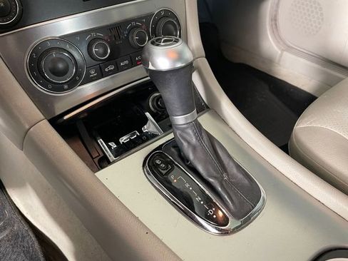Used 2005 Mercedes-Benz C 230 Sedan image 9